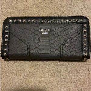 Guess wallet